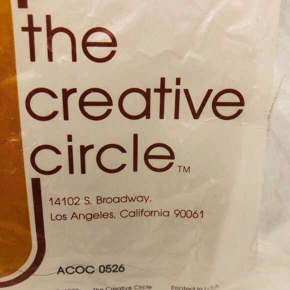 The Creative Circle #526 “Poppies & Zinnias” Stitchery Kit 8″×10″ New/Sealed - Picture 3 of 9